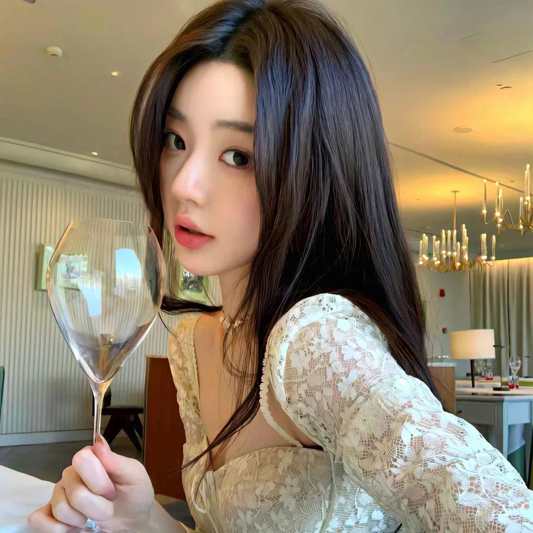 女教皇海报